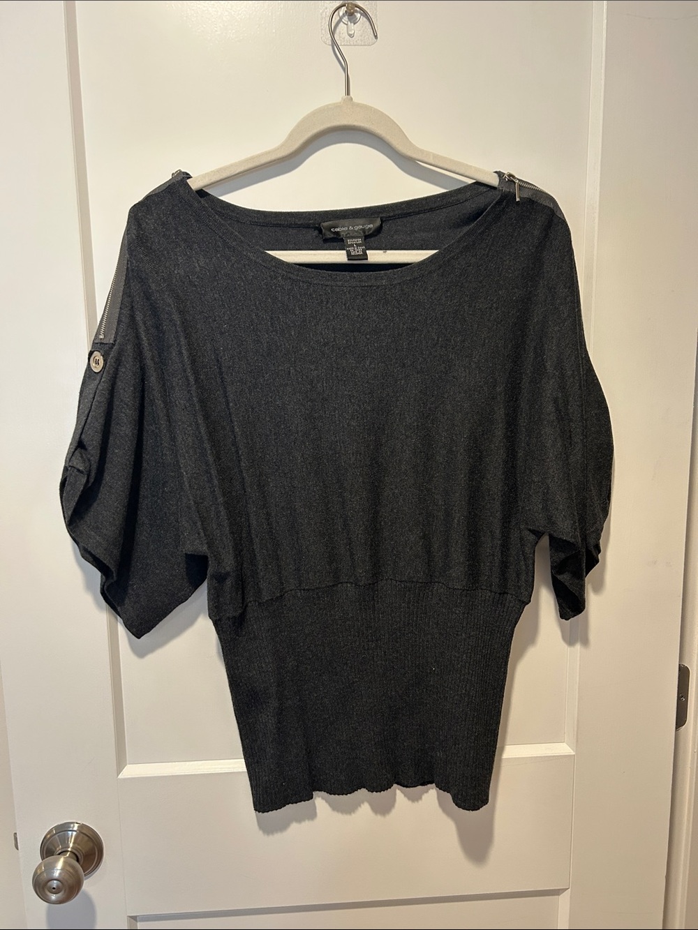 Cable & Gauge Charcoal Gray Batwing Sleeve Pullover